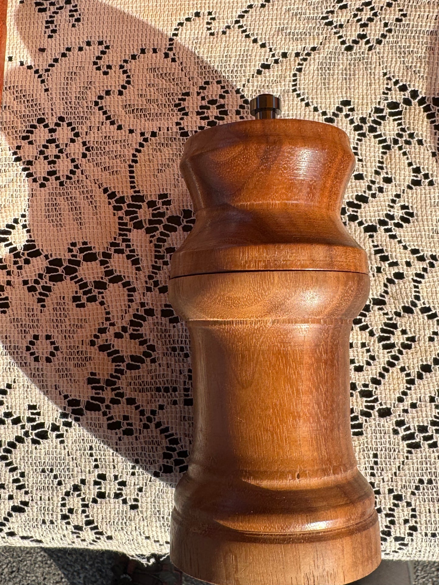 Pepper Grinder Walnut (Small)
